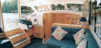 Lady Nicole Saloon