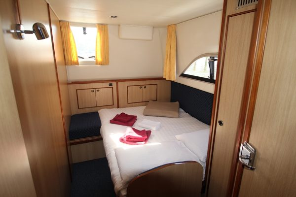 Lady Elizabeth Port Stern Cabin