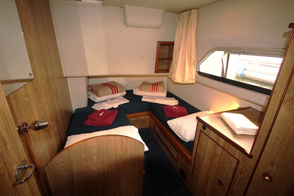 Lady Keeleigh Port Back Cabin
