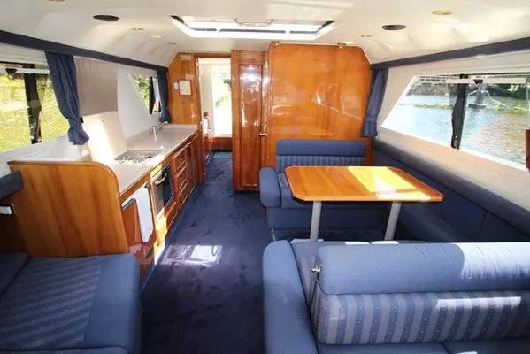 Lady Catherine Saloon